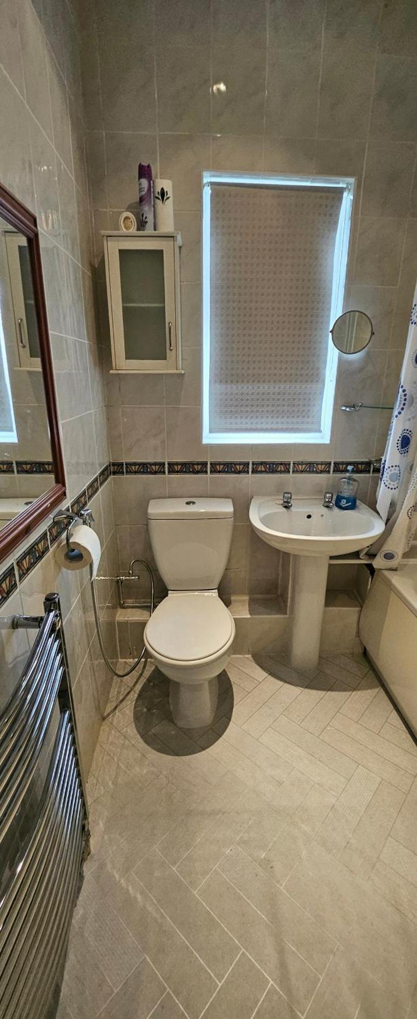 Full In Moss Bank Near Cheetham Hill